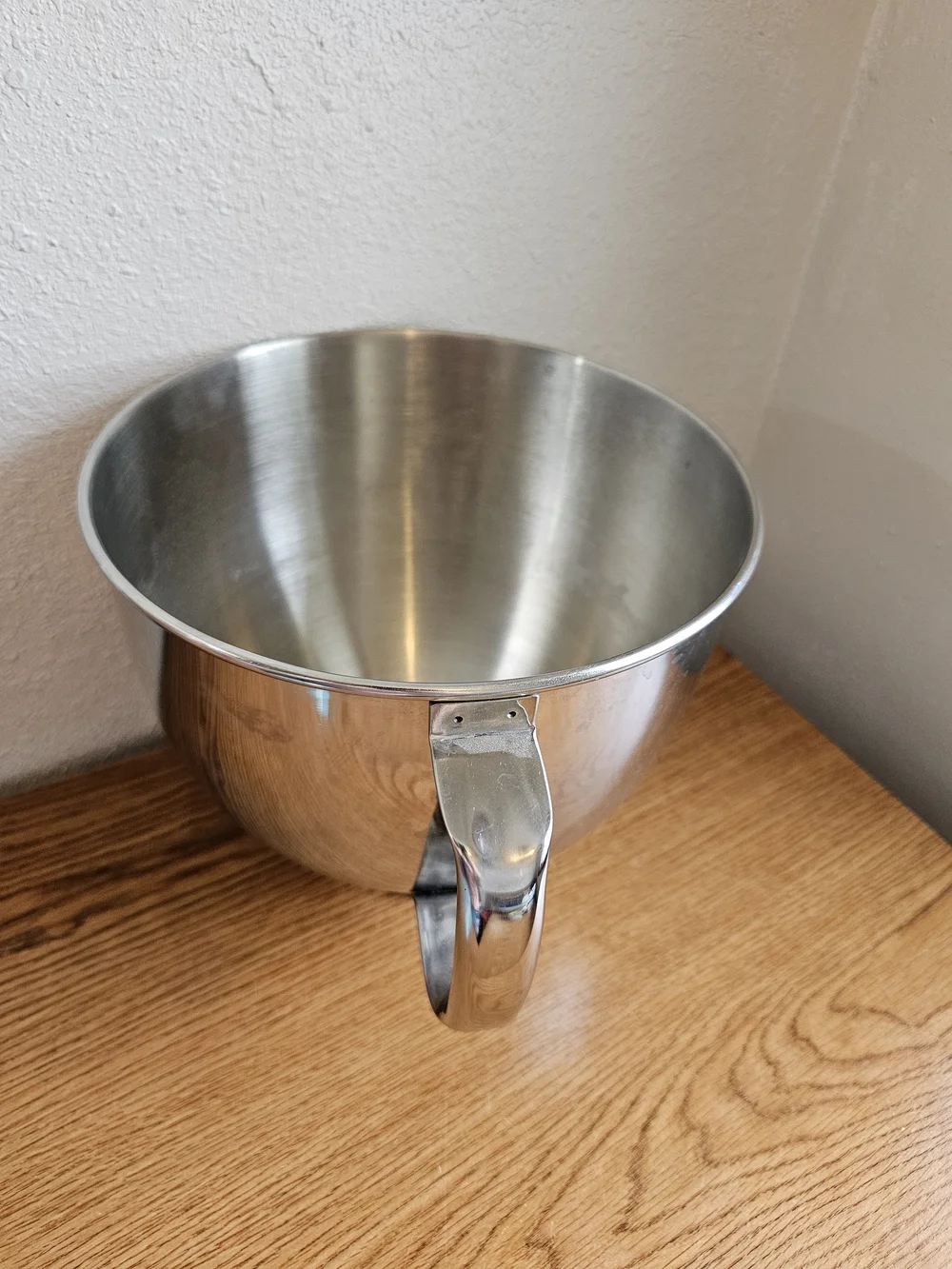 Kitchenaid Stainless Steel 5 Qt Mixing Bowl With Handle Bowl Only